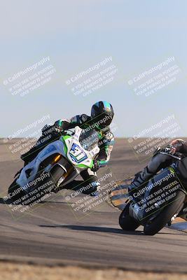 media/Dec-15-2023-Apex Assassins (Fri) [[91f19fb1c7]]/Trackday 1/Session 4 (Turn 12)/